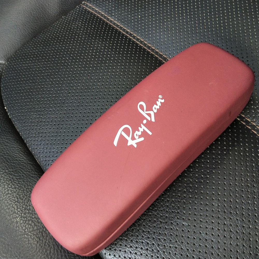Ray Ban hard shell sunglasses case